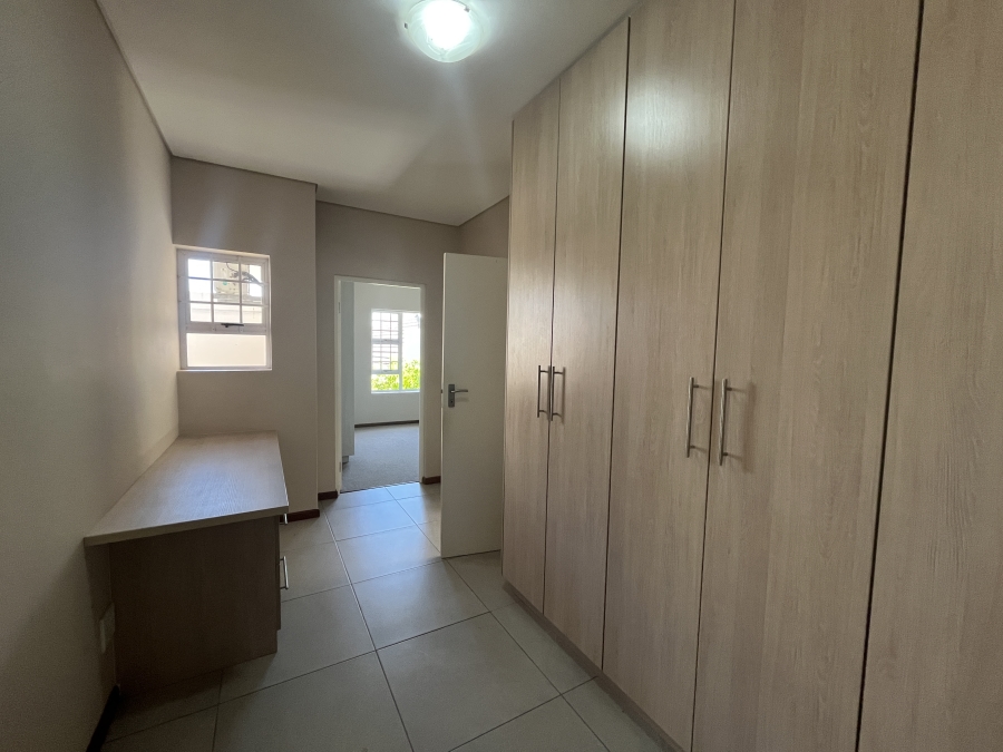 2 Bedroom Property for Sale in Heiderand Western Cape